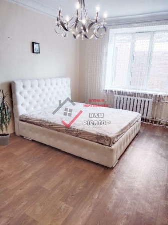 Продаж світлої 2-к квартири з ремонтом - фото 1