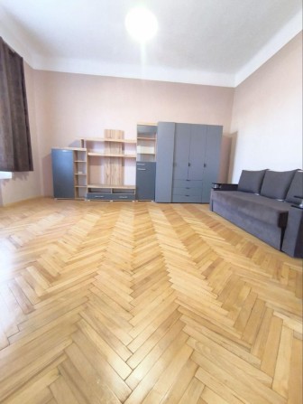 Продаж квартири в історичній частині міста - фото 1