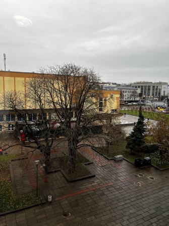 Продам 3-х кімнатної квартири в центрі з видом на Майдан Незалежності - фото 1