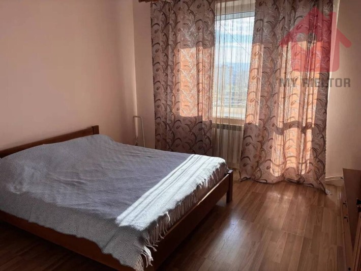 Продаж трикімнатної квартири по вул.Минайська - фото 1