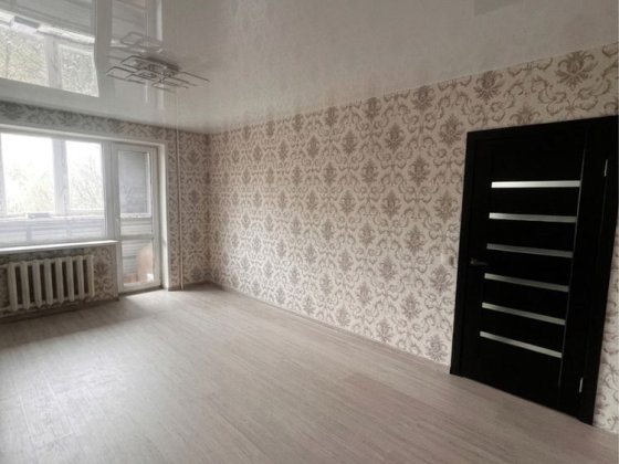 Продається  1  кімнатна квартира, р-н  площа 700 річчя Черкаси