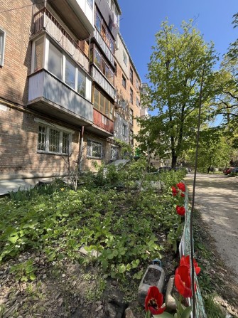 2-к. біля парку «Сосновий бір» — пров. Медичний - фото 1
