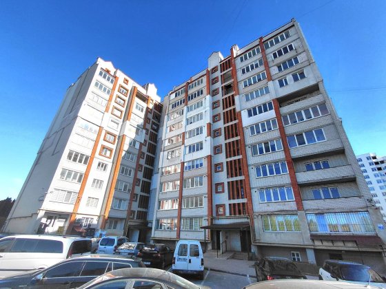 Продаж 3к квартири,94 кв.м вул.Іллєнка Тернопіль