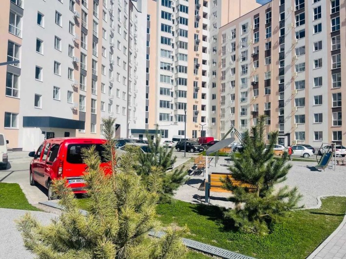 Продам простору однокімнатну квартиру район Ювілейного. - фото 1