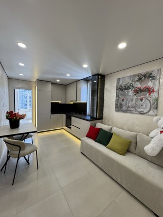 Продаж 2к.квартири з дизайнерським ремонтом вул. Київська-Смакули - фото 1
