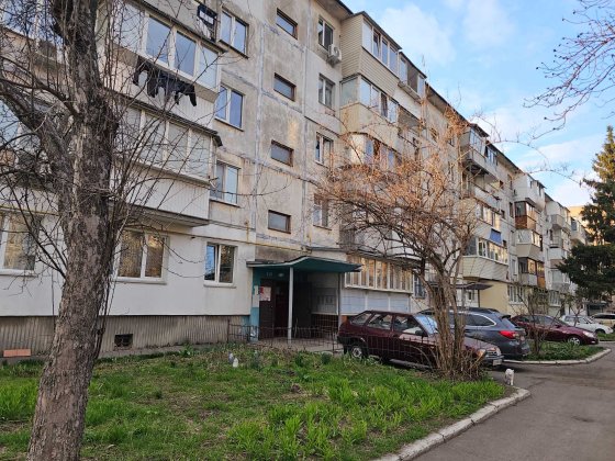 Квартира у гарному районі на зручному поверсі Черкаси