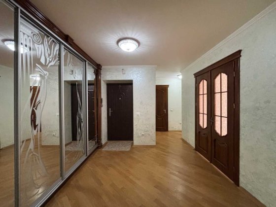 3-кім. квартира, район "Універсаму", готова для проживання Тернопіль