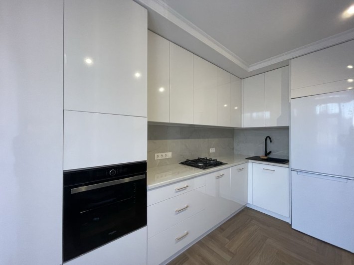 Продаж 2 кім  вул Острозького 67 кВ м - фото 1