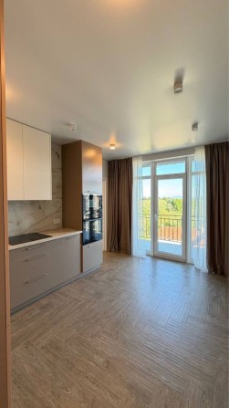 Продаж квартири з видом на парк - фото 1