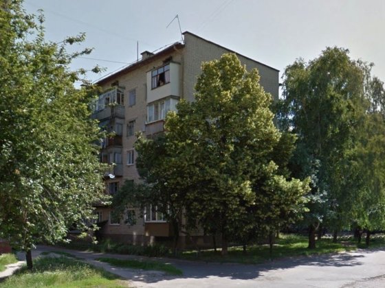 Малосемейка Шерстянка рядом с Бюс гарантией Чернігів