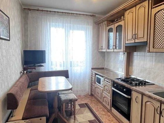Продаж 3х кім. квартири з ремонтом район Савчука Чернігів