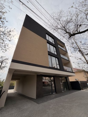 Продаж 2к квартири 60м2 вул. Собранецька - фото 1