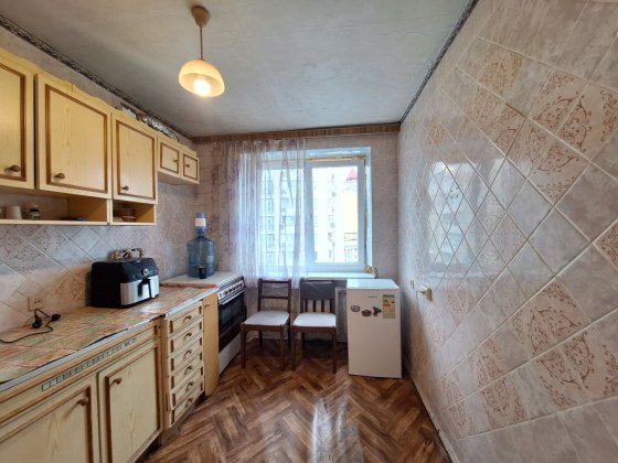 2-кімнатна 50м вулиця Макіївська 7, Київ ДЕРЖПРОГРАМИ БЕЗГОТІВКА Киев