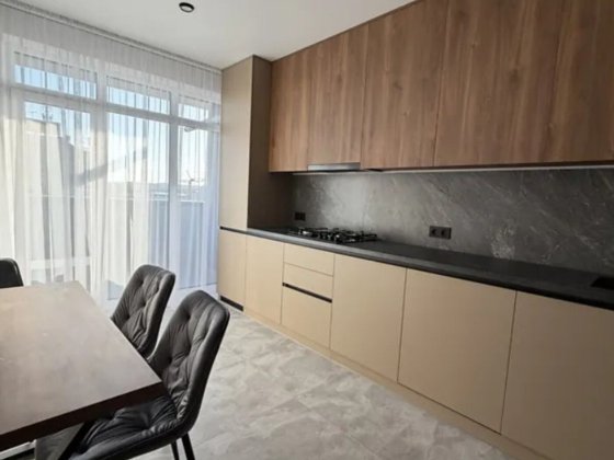 Продаж 1к квартири 47 кв. м на вул. Торговиця Тернопіль