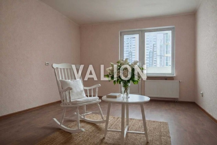 Без% Продаж 2-кімнатная квартира  73 м2, вул. Вінграновського 2, ЖК Вудсторія, метро Червоний хутір - фото 1
