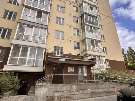 Продаж 2-кімнатна вул. Стрілецька Чернігів