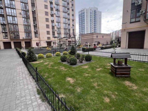 Продаж 2-кімнатної квартири в ЖК “Сімейний Люкс” на набережній Дніпра Черкаси