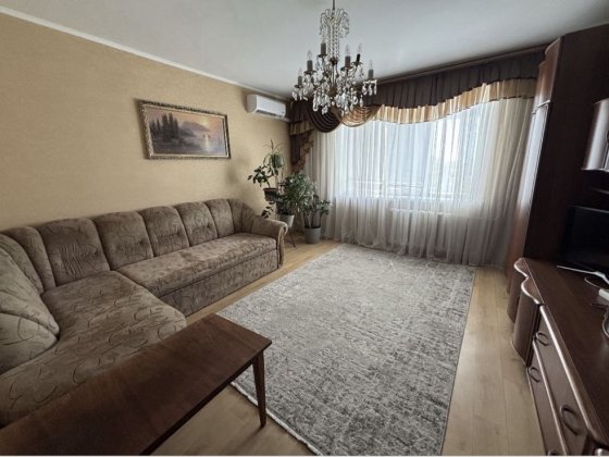 Продам 2-кімнатну квартиру по вулиці Левка Лукʼяненка,30 Чернігів
