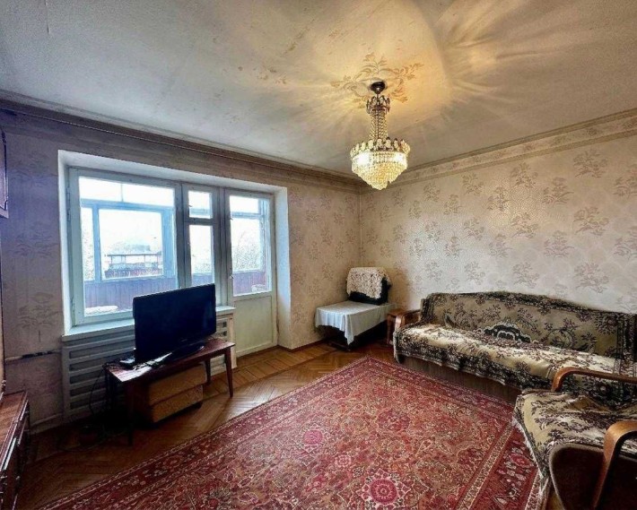 Продаж 3к квартира чешка середній поверх єВідновлення, ваучер - фото 1