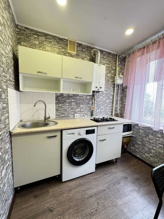 продаж 1к квартири пр-т Юності - фото 1