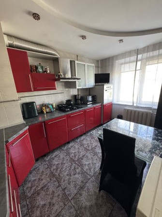 3х комн квартира чешка Победа, Бульвар 65000 ус ед ТОРГ - фото 1