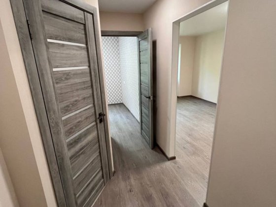 Продам 1 кв. пр.О.Поля( пр..Кирова) торг Дніпро