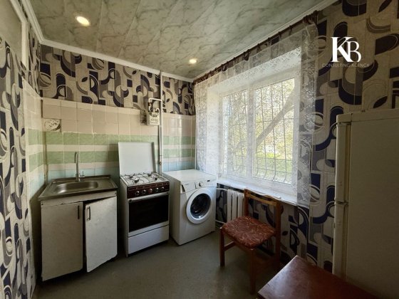 Продам 3х кім.кв-ру 12 квартал вул. Квартальна Б. Хмильницького Днепр