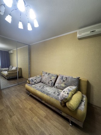 Продам 2 кім.кв.проспект Богдана Хмельницького,Тітова - фото 1