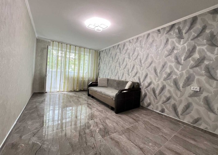 Продаж 1-кімнатної квартири в центрі Вишеньки - фото 1