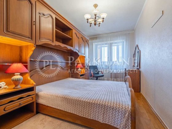 Продаж 3-х кімнатної квартири Срібнокільська 20, Осокорки, Позняки Киев