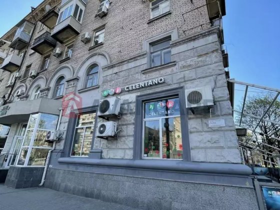 Продам 3-х кімнатну  квартиру Дніпро