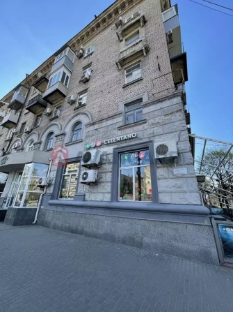 Продам 3-х кімнатну  квартиру - фото 1