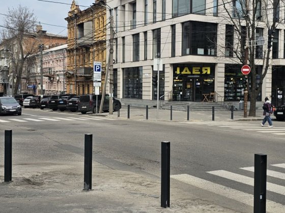 Продам 2х комнатную квартиру центр Короленко Дніпро