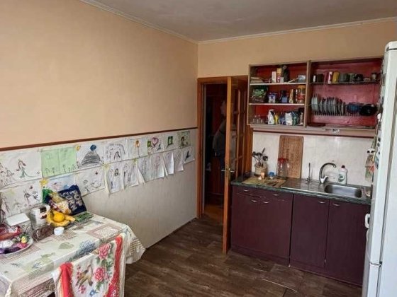Продам 3-кімнатну квартиру на проспекті Героїв., 10. Безнал розглядаэмо Дніпро