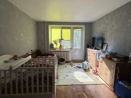 Продам 1 комнатную квартиру на Солнечном ж/м Днепр
