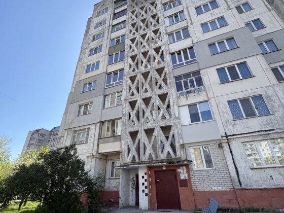 Продаж 3 к квартира вул Паркова(Савчука)7 Чернігів
