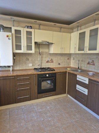 Продажа 3-х ком.квартиры Вишенка-Пр.Юности - фото 1