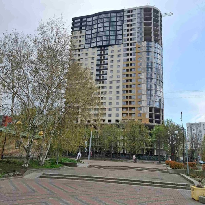 Центр, Видовая 1-ком ,  12 / 25 монолит ,48м2 - фото 1
