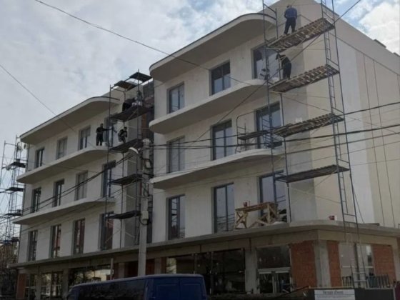 Продаж чорнової 2-ох кімнатноі квартири м.Ужгород клубний 4-ох поверховий Газифікований Ужгород