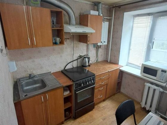 1 комнатна  квартира біля Зеленого гаю Днепр