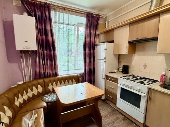 Продам 1к кв. ул. Независимости пр А.Поля Б.Хмельницкого Дніпро