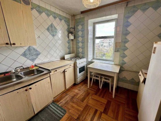 Продаж 3к Чешка Цегла Ваучер Старе місто купити трикімнатну квартиру Вінниця