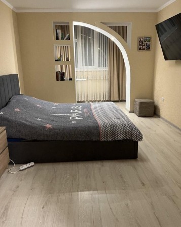 Затишна 2-кімнатна квартира з євроремонтом на Замості - фото 1