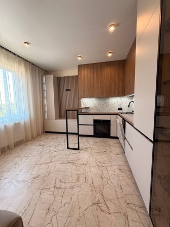 Продаж  сучасної 2-кім. квартири в ЖК Садовий - фото 1