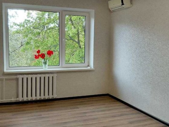 Продаж 2к. Вишенька вул.Юності Окремі кімнати Ремонт Вінниця