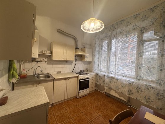 Продаж 2 к.кв. Дастор, цегла. Ужгород