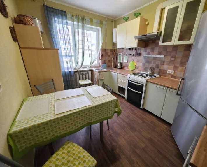Продажа 3к квартиры на Победе-6. Новогодняя - фото 1