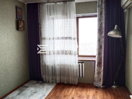 Продаж 3к квартира вул. Урлівська,17 Позняки Київ