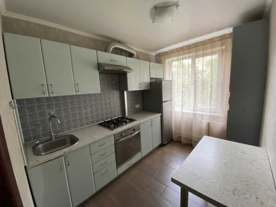 Продам 3х ком Красный Камень Парус Коммунар Днепр