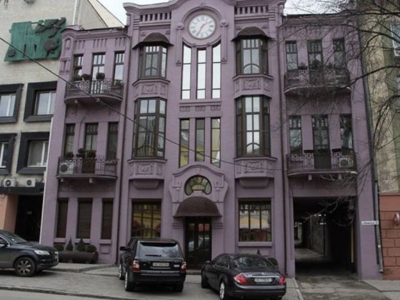 Продам 2-к квартиру, центр, вул Старокозацька ( Комсомольская)33 Днепр